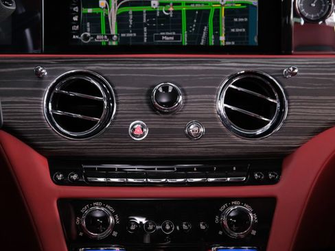 Used 2021 Rolls-Royce Ghost AWD/4WD image 47