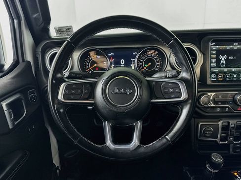 Used 2021 Jeep Wrangler Unlimited Sahara AWD/4WD image 11