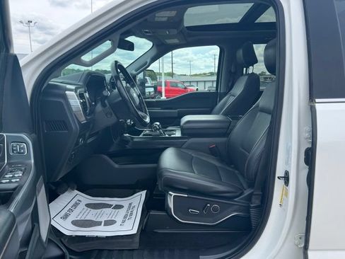 Used 2021 Ford F150 Lariat w/ Equipment Group 502A High AWD/4WD image 18