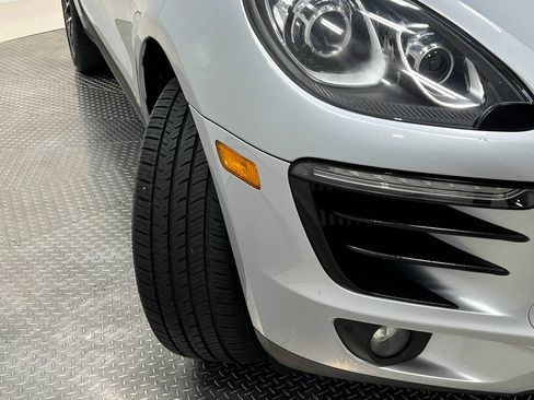 Used 2018 Porsche Macan S w/ Premium Package Plus AWD/4WD image 38