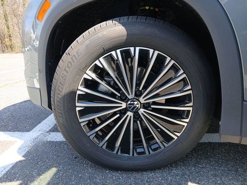New 2026 Volkswagen Tiguan S FWD image 25