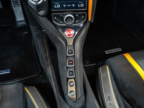 Used 2020 McLaren 720S Performance image 36