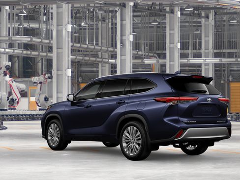 New 2026 Toyota Highlander Platinum AWD/4WD image 6