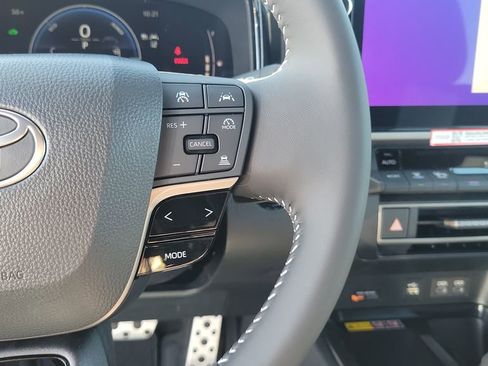 Used 2026 Toyota Camry SE w/ Multimedia Upgrade Package FWD image 26