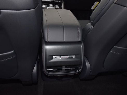 New 2026 Lincoln Nautilus Reserve AWD/4WD image 25