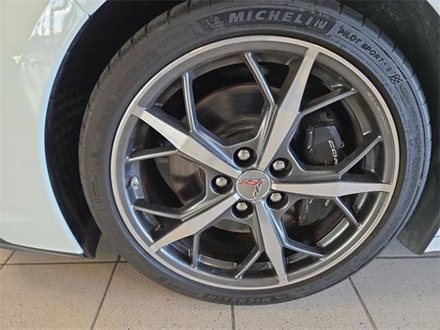 Used 2023 Chevrolet Corvette Stingray Convertible w/ Z51 Performance Package image 10