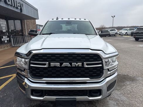 Used 2022 RAM 3500 Big Horn AWD/4WD image 6