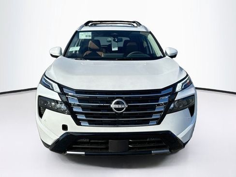 New 2026 Nissan Rogue Platinum AWD/4WD image 2