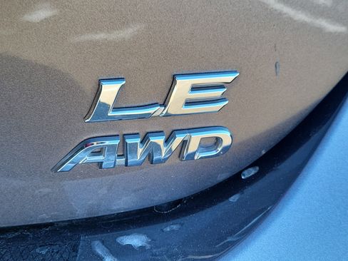 Used 2022 Toyota Camry LE image 7