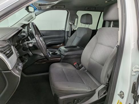 Used 2019 GMC Yukon XL SLE w/ SLE Value Package AWD/4WD image 14