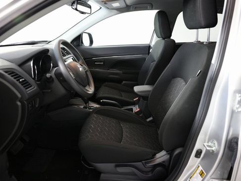 Used 2025 Mitsubishi Outlander Sport ES AWD/4WD image 14