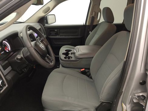Used 2020 RAM 1500 Tradesman w/ Chrome Plus Package RWD image 17