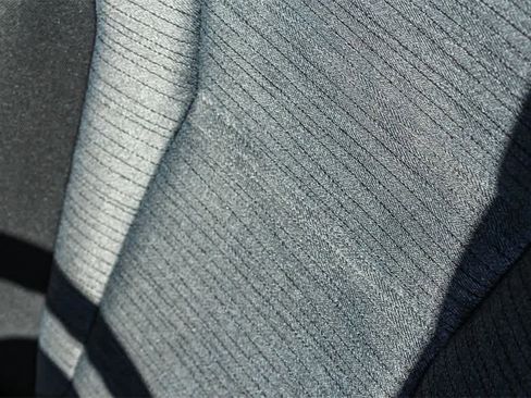 Used 2023 Nissan Rogue SV image 36