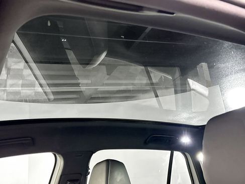 Used 2023 Volkswagen ID.4 Pro S image 19