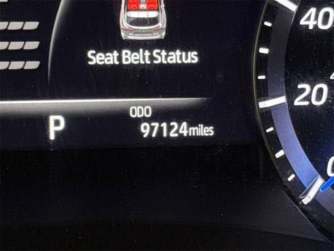 Used 2021 Toyota Highlander Platinum image 12