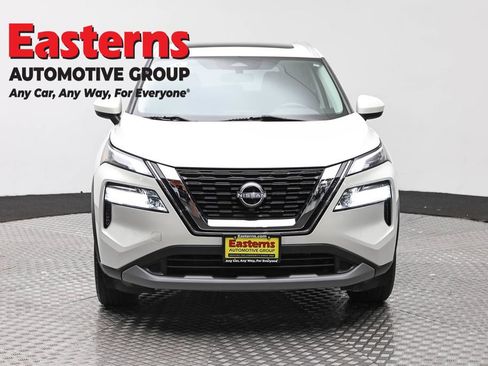 Used 2023 Nissan Rogue SV w/ SV Premium B Package AWD/4WD image 4