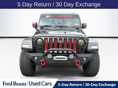 Used 2018 Jeep Wrangler Sport AWD/4WD image 2