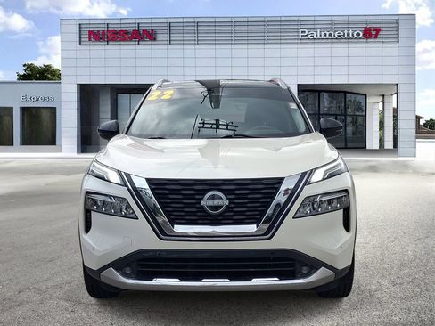 Used 2022 Nissan Rogue Platinum w/ Head-Up Display Package FWD image 2