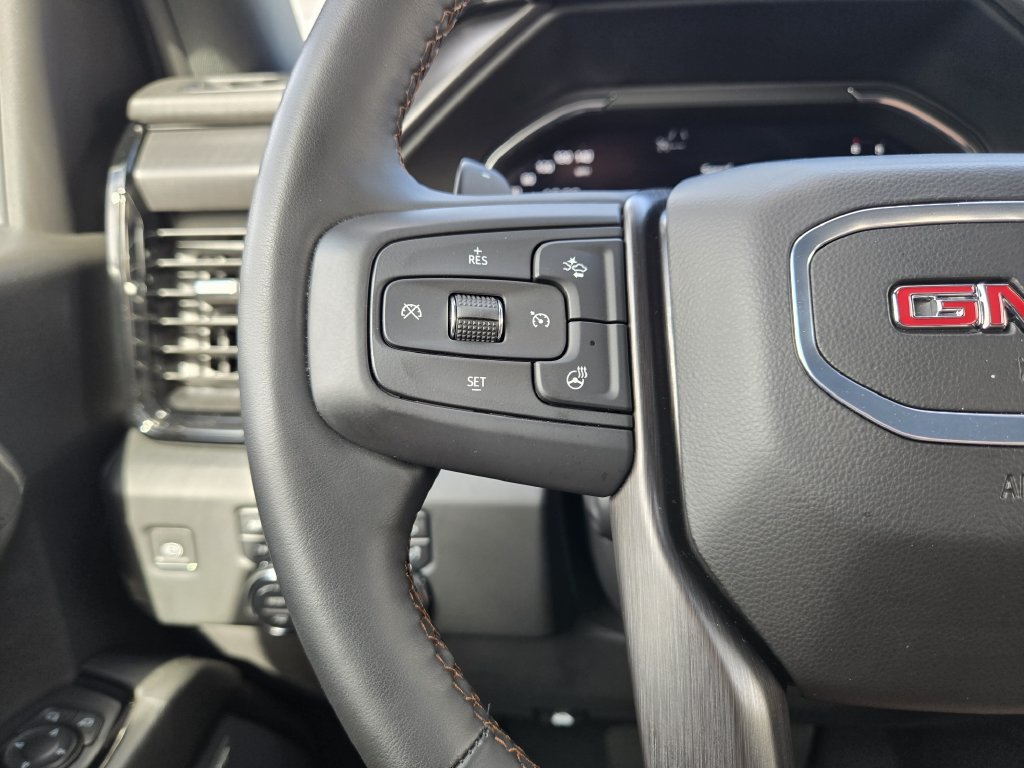 Used 2024 GMC Sierra 1500 AT4 w/ Technology Package AWD/4WD image 28