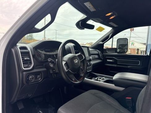 Used 2022 RAM 2500 Big Horn w/ Level A Equipment Group image 9