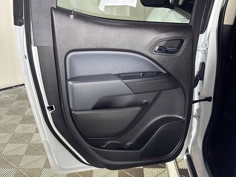 Used 2016 Chevrolet Colorado Z71 AWD/4WD image 19