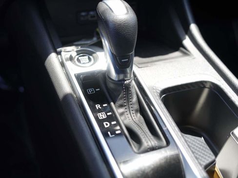 Used 2022 Nissan Sentra SV w/ Trunk Package FWD image 23