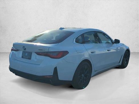 New 2026 BMW i4 eDrive40 RWD image 2