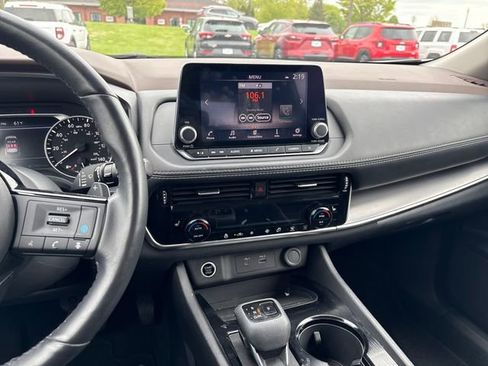 Used 2023 Nissan Rogue SV w/ SV Premium Package AWD/4WD image 21
