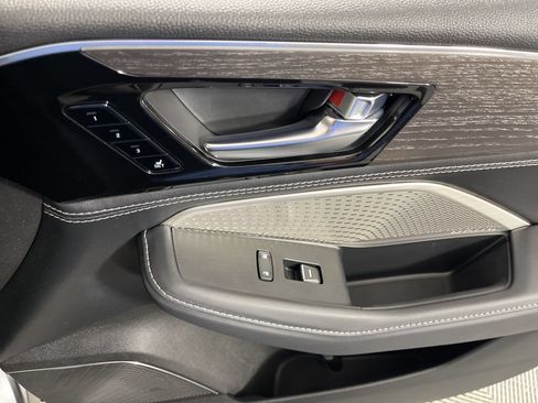 Certified 2023 Acura MDX SH-AWD w/ Advance Package image 23
