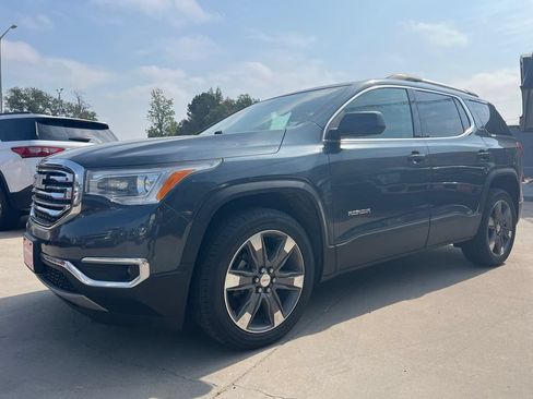 Used 2019 GMC Acadia SLT AWD/4WD image 3