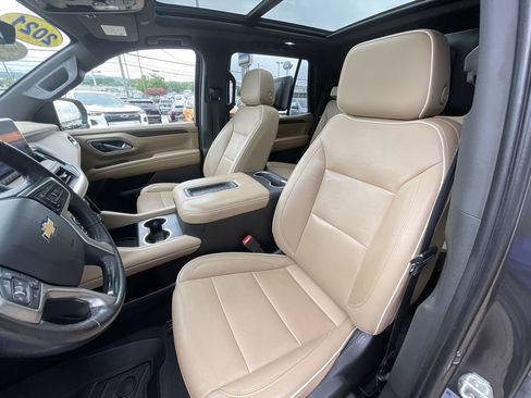 Certified 2021 Chevrolet Tahoe Premier w/ Premium Package AWD/4WD image 20