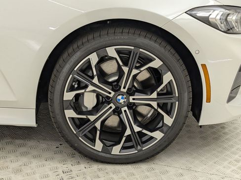 Used 2026 BMW 330i Sedan w/ Premium Package RWD image 4