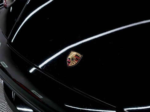 Used 2020 Porsche 911 Carrera 4S AWD/4WD image 13