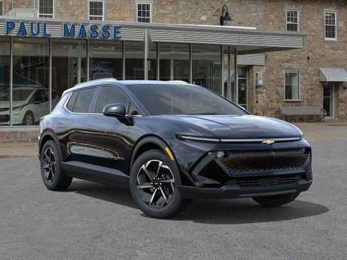 New 2026 Chevrolet Equinox EV LT image 7