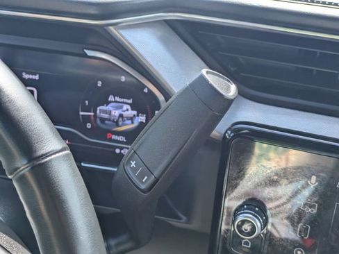 Used 2024 GMC Sierra 2500 Denali w/ Denali Reserve Package AWD/4WD image 25