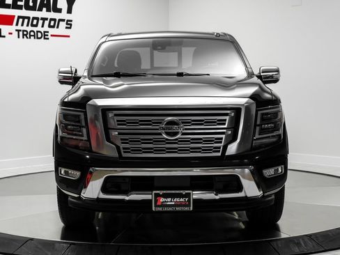 Used 2020 Nissan Titan Platinum Reserve w/ Moonroof Package AWD/4WD image 4