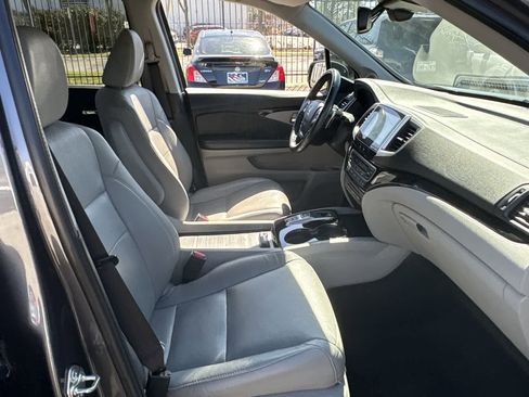 Used 2016 Honda Pilot Elite image 25
