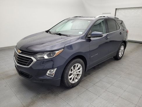 Used 2018 Chevrolet Equinox LT w/ Sun & Infotainment Package FWD image 2