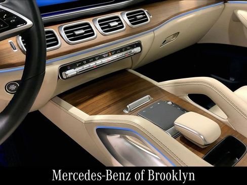 Used 2025 Mercedes-Benz GLE 350 4MATIC image 18