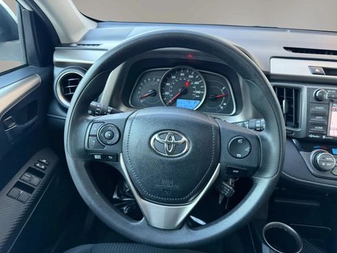 Used 2014 Toyota RAV4 XLE AWD/4WD image 19