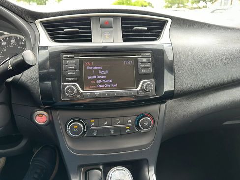 Used 2017 Nissan Sentra SV FWD image 10