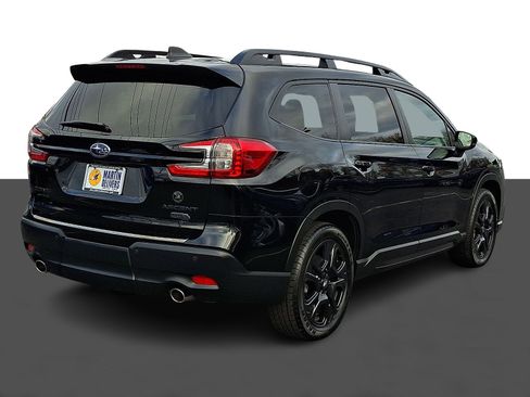 Used 2024 Subaru Ascent Onyx Edition image 6