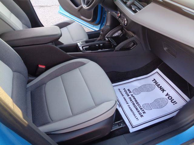 Used 2025 Chevrolet TrailBlazer LS w/ LS Convenience Package AWD/4WD image 29