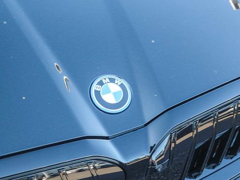 New 2026 BMW i5 eDrive40 w/ M Sport Package RWD image 11