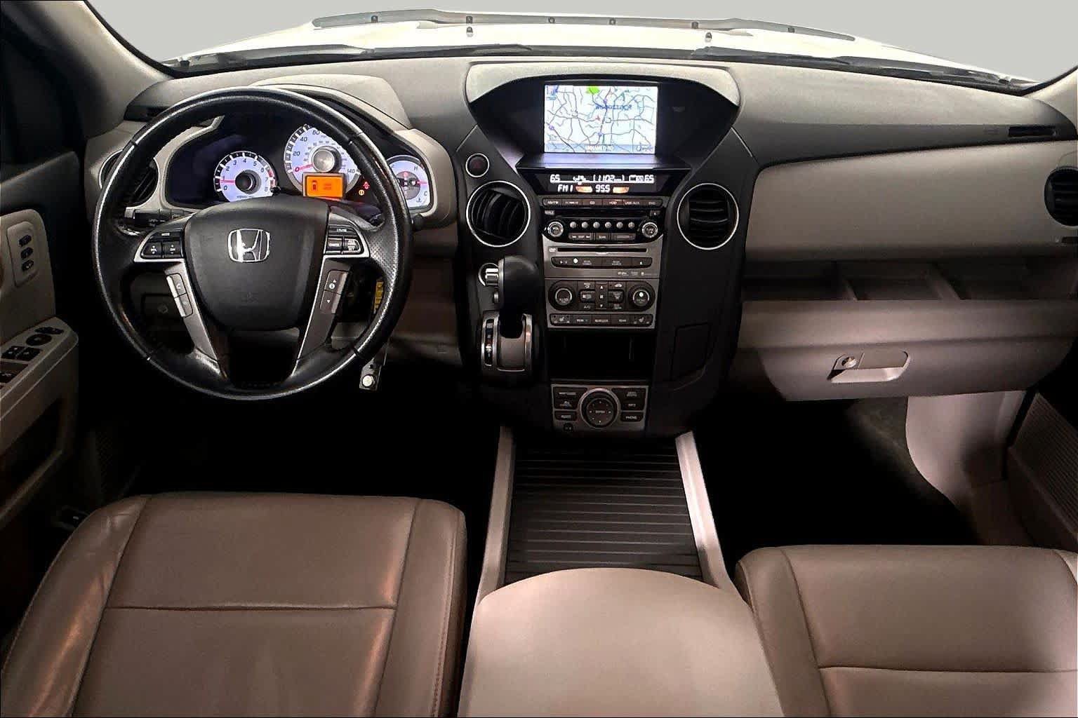 Used 2015 Honda Pilot Touring image 12