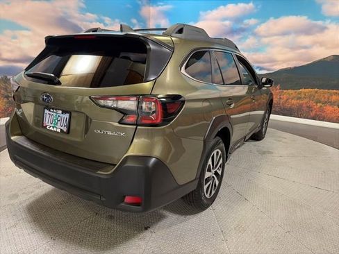 Used 2024 Subaru Outback Premium w/ Popular Package #1 AWD/4WD image 7