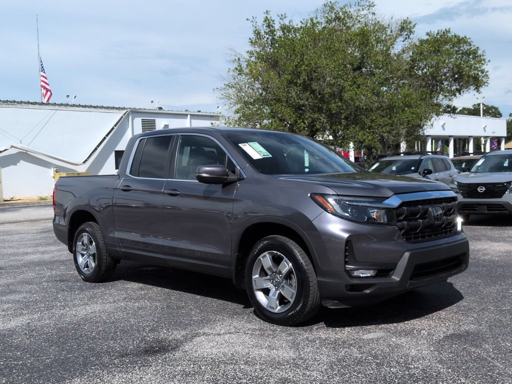 Used 2025 Honda Ridgeline RTL image 2