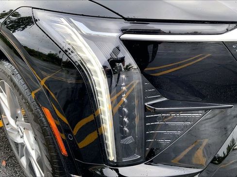 New 2026 Cadillac Optiq Luxury 1 RWD image 14