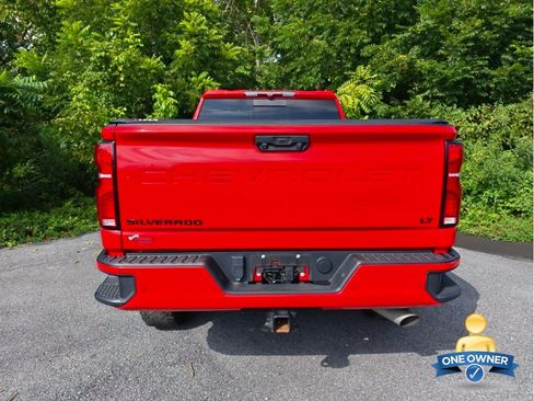 Used 2024 Chevrolet Silverado 2500 LT w/ Z71 Sport Edition AWD/4WD image 2