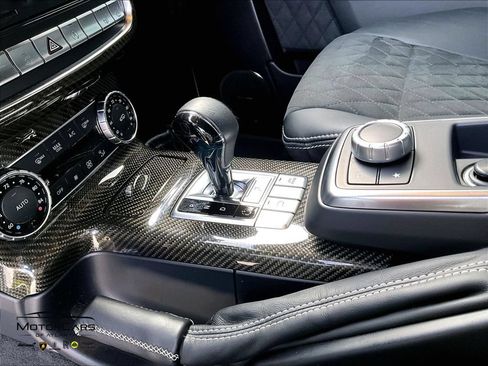 Used 2018 Mercedes-Benz G 550 Squared image 15